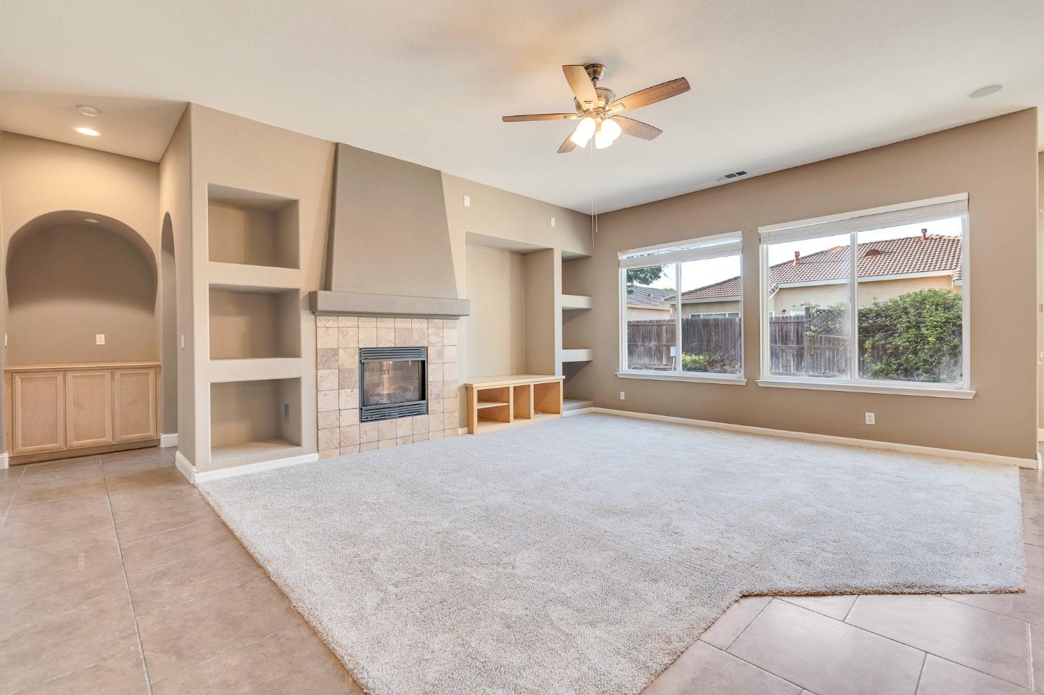 Detail Gallery Image 18 of 67 For 2196 Naples Ct, Los Banos,  CA 93635 - 3 Beds | 2 Baths