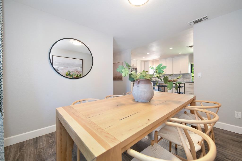 Detail Gallery Image 17 of 46 For 849 10th Ave, Sacramento,  CA 95818 - 3 Beds | 2 Baths