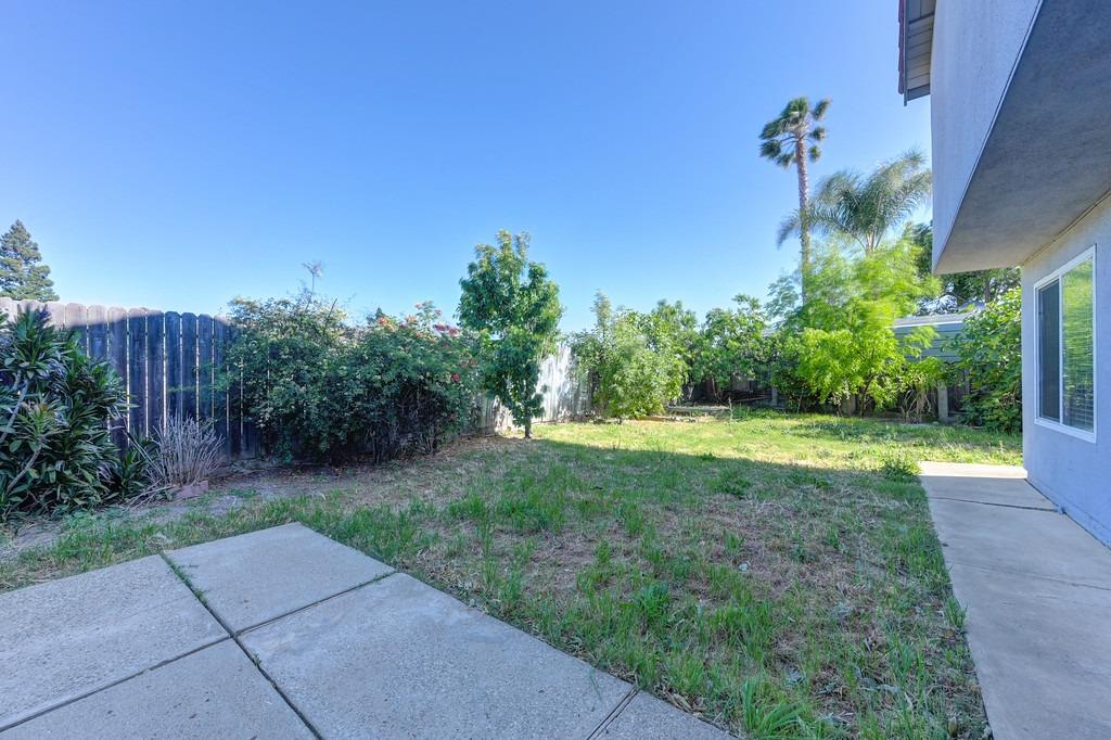 Detail Gallery Image 52 of 59 For 7415 Patero Cir, Sacramento,  CA 95823 - 5 Beds | 3 Baths