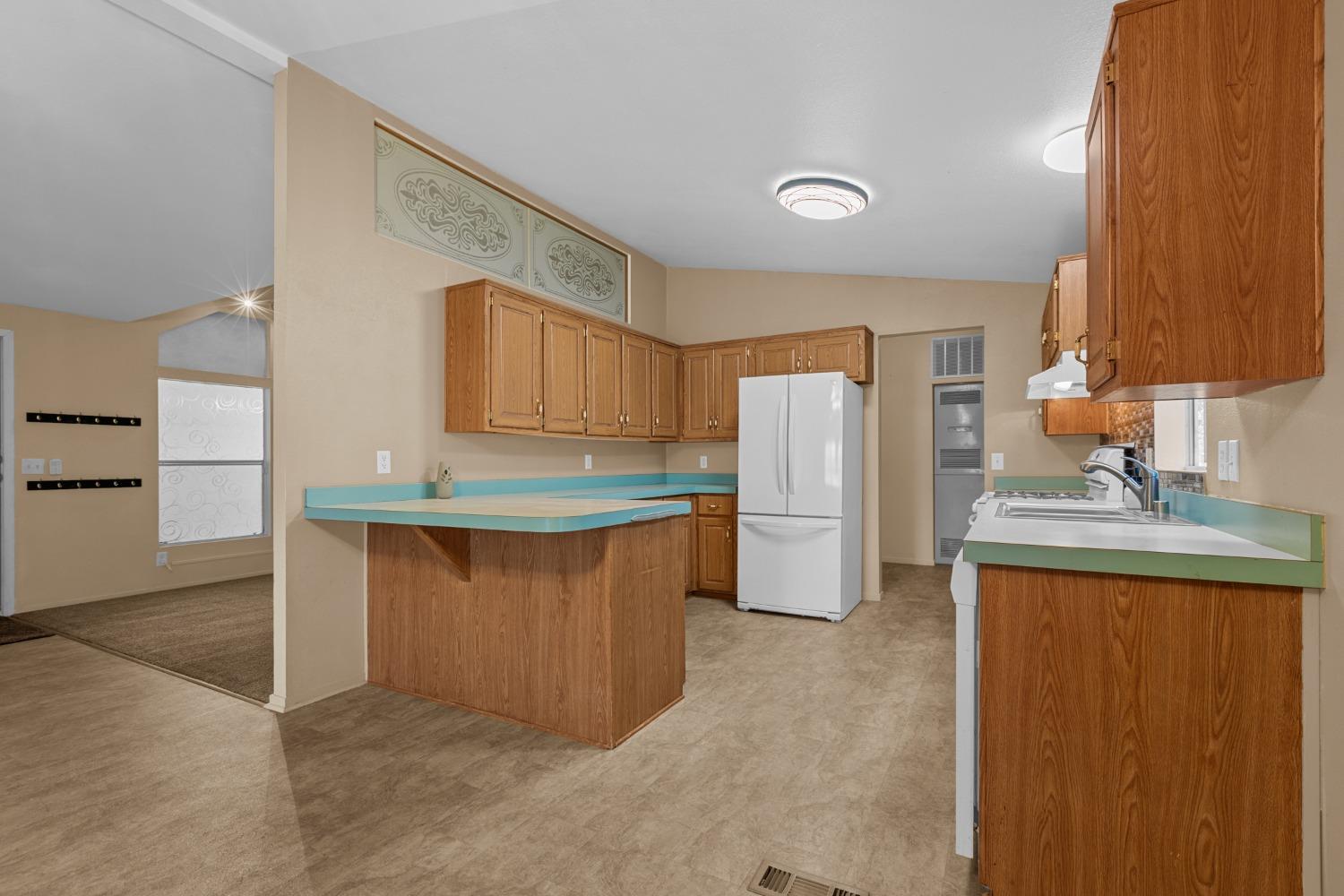 Detail Gallery Image 7 of 26 For 3431 Cherryland 41, Stockton,  CA 95215 - 3 Beds | 2 Baths