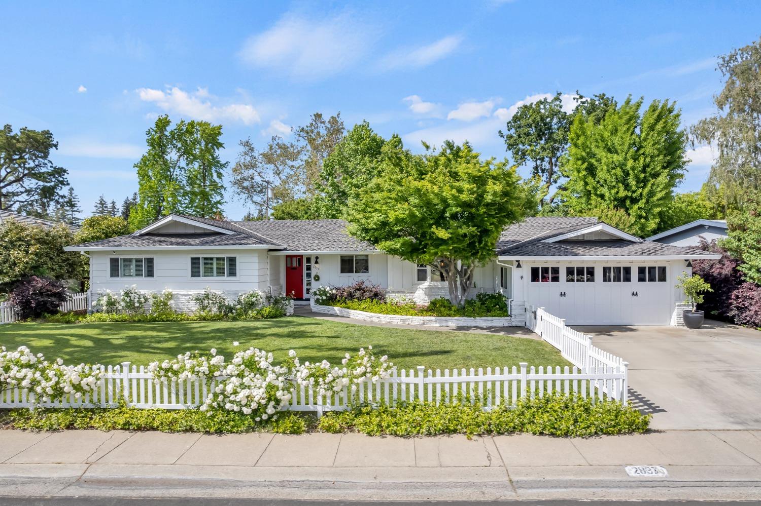 Detail Gallery Image 41 of 41 For 2837 Latham Dr, Sacramento,  CA 95864 - 3 Beds | 2/1 Baths