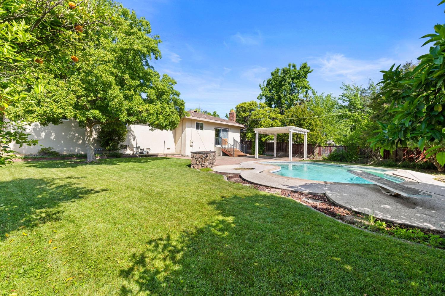 Detail Gallery Image 36 of 46 For 5038 Illinois Ave, Fair Oaks,  CA 95628 - 4 Beds | 2 Baths