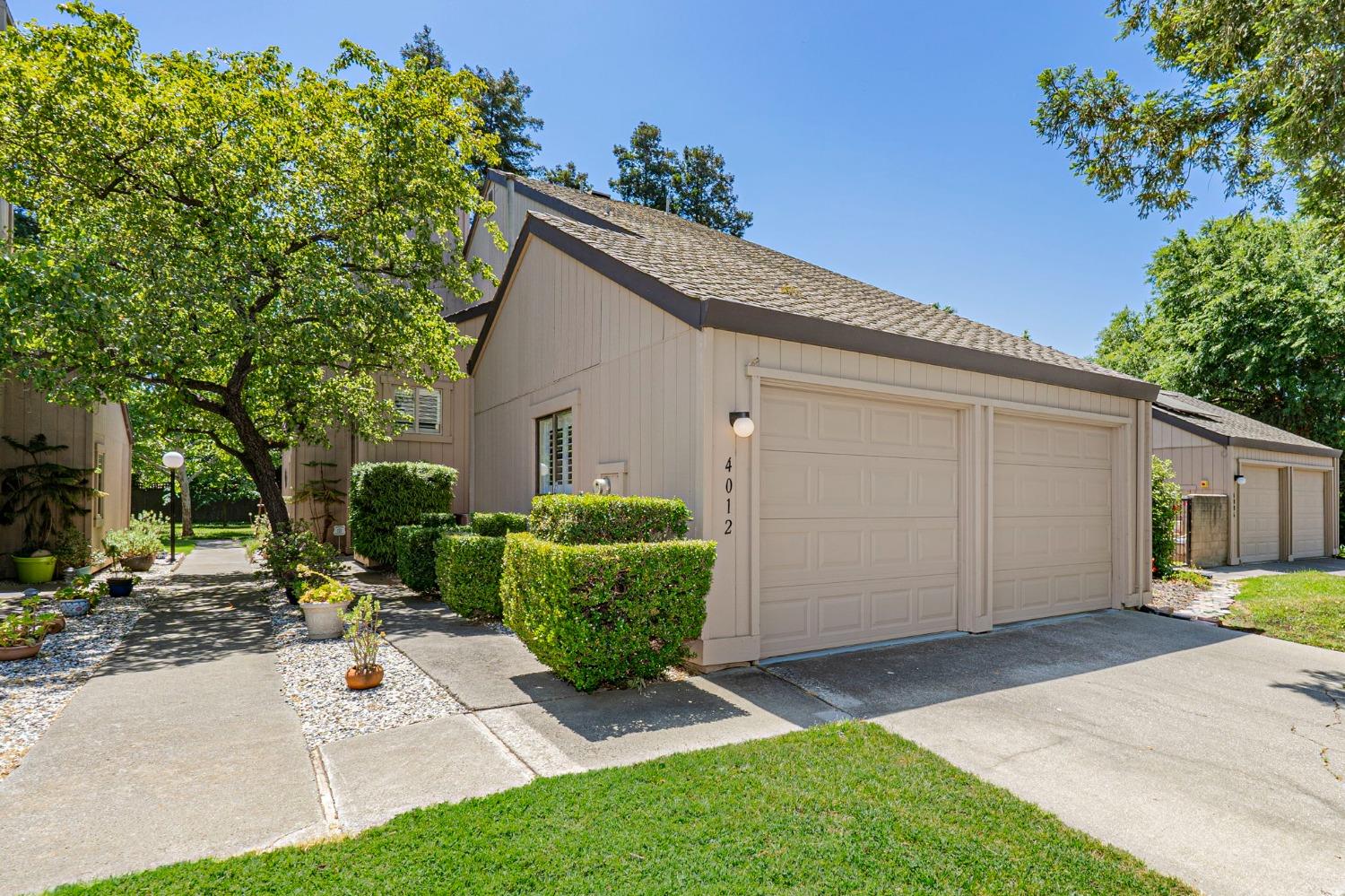 Photo #4: 225059717 Listing: Photo #4