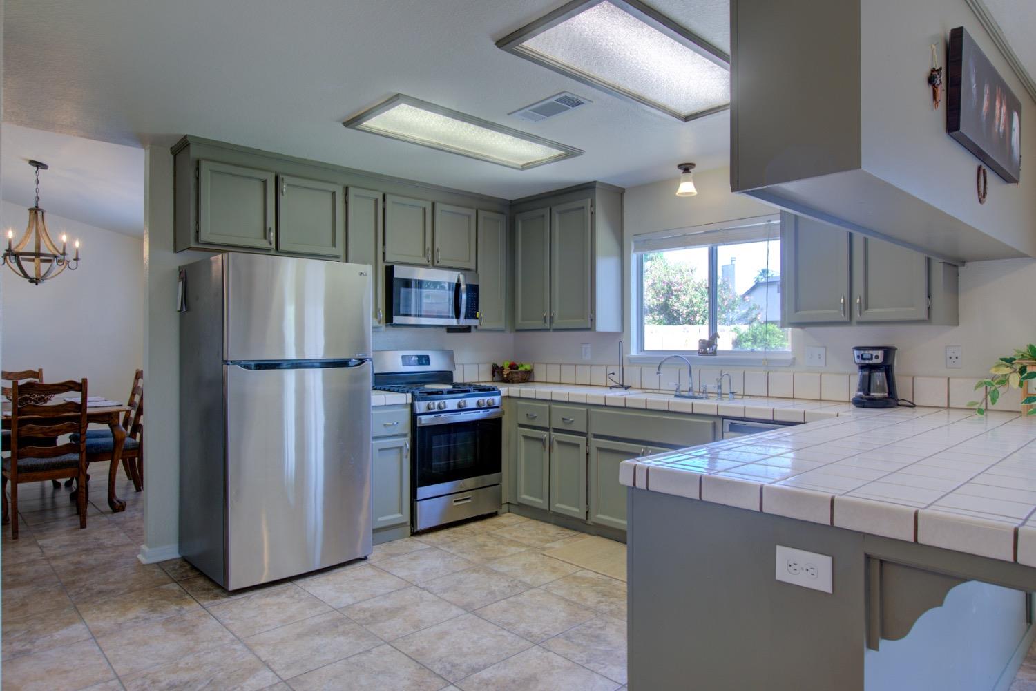 Detail Gallery Image 26 of 59 For 1473 Sandy Creek Dr, Newman,  CA 95360 - 4 Beds | 3 Baths