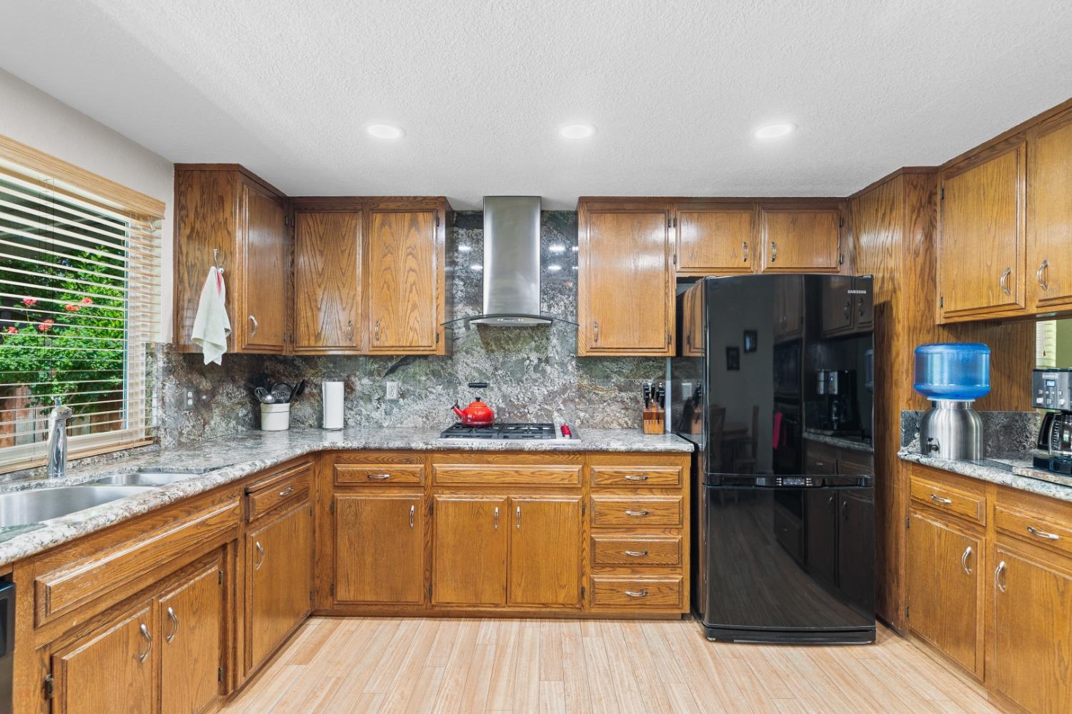 Detail Gallery Image 16 of 36 For 14535 Arapaho Way, Manteca,  CA 95336 - 3 Beds | 2 Baths