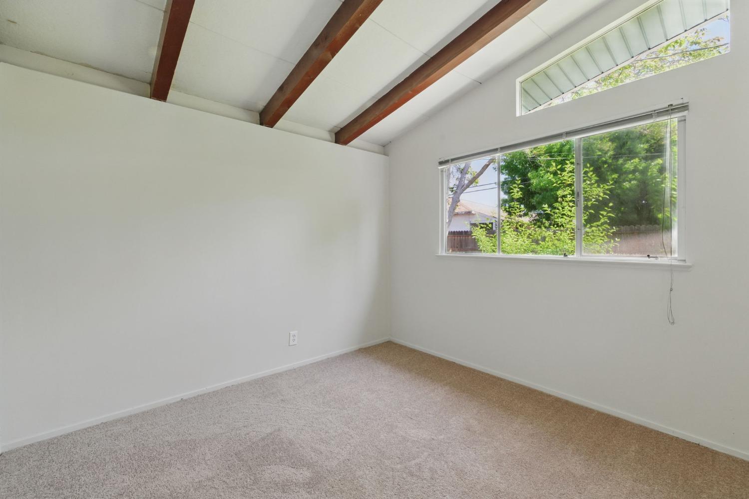 Detail Gallery Image 24 of 41 For 5925 Garibaldi St, Sacramento,  CA 95824 - 3 Beds | 1 Baths