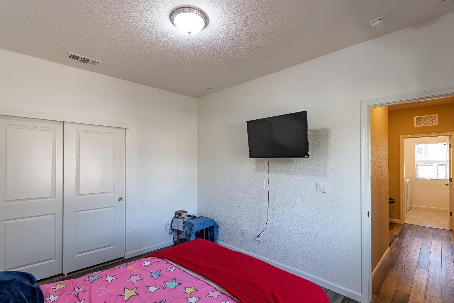 Detail Gallery Image 33 of 56 For 2050 Danforth Way, Plumas Lake,  CA 95961 - 4 Beds | 3 Baths