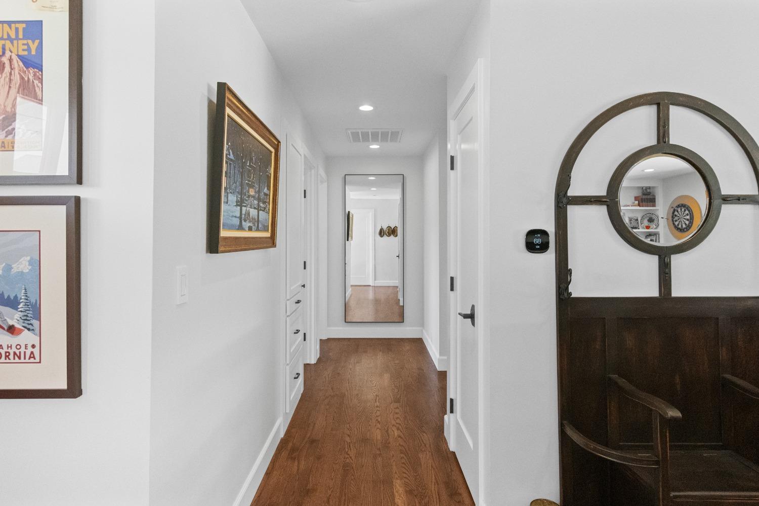 Detail Gallery Image 6 of 41 For 2837 Latham Dr, Sacramento,  CA 95864 - 3 Beds | 2/1 Baths