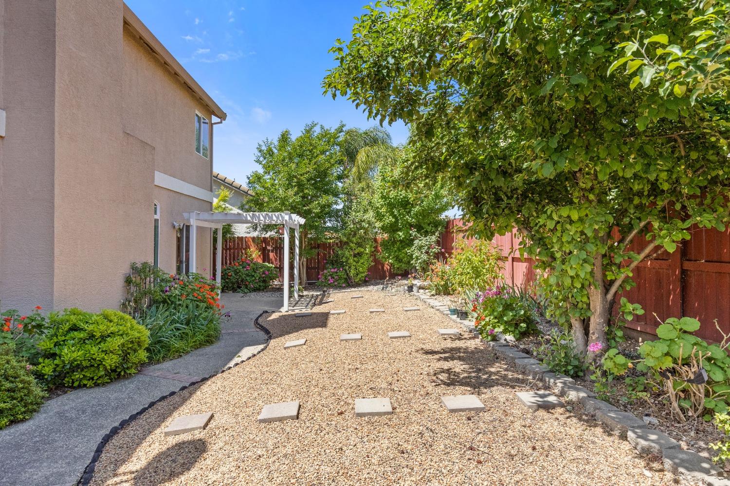 Detail Gallery Image 61 of 62 For 7920 Tetotom Park Way, Antelope,  CA 95843 - 5 Beds | 3 Baths