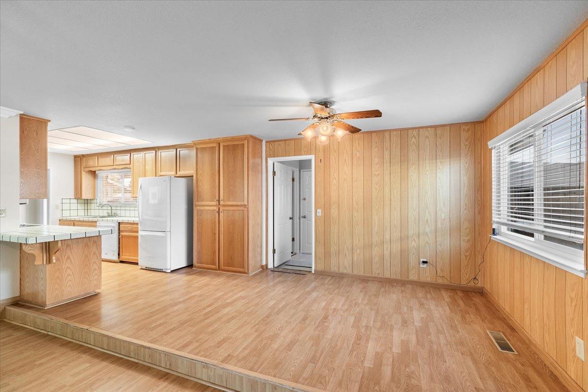 Detail Gallery Image 17 of 51 For 2501 Continental Dr, Modesto,  CA 95355 - 3 Beds | 2 Baths