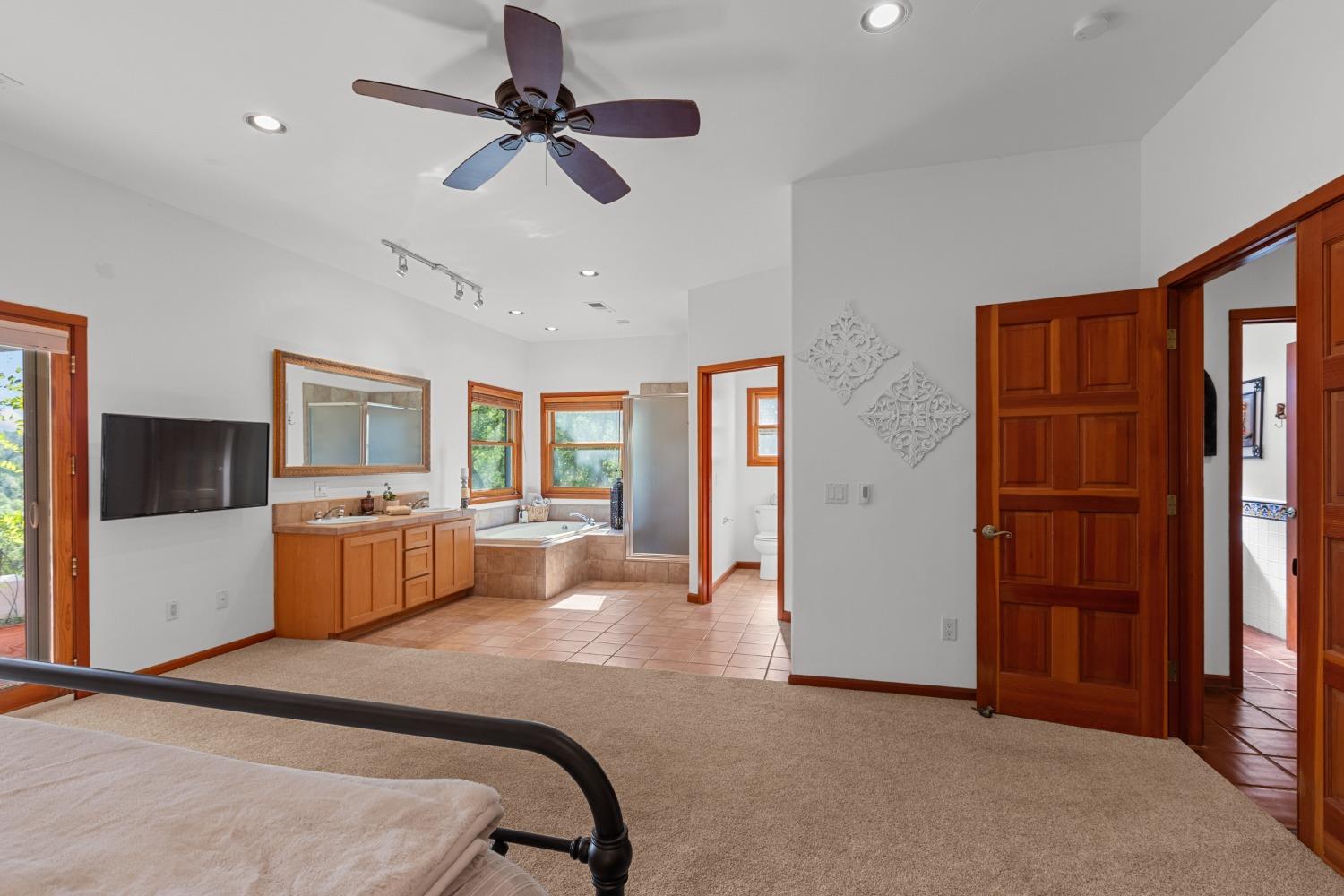 Detail Gallery Image 34 of 87 For 14801 Vaira Ranch Rd, Drytown,  CA 95699 - 4 Beds | 3 Baths