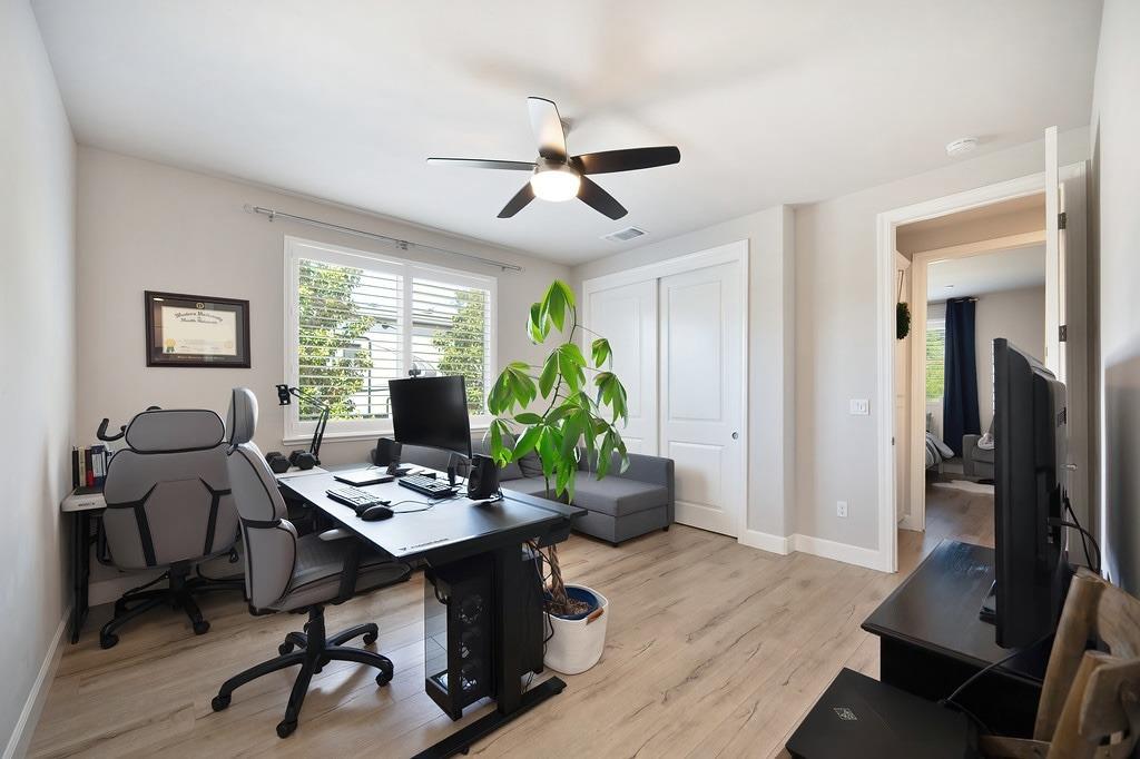 Detail Gallery Image 37 of 63 For 7527 Country Oaks Ln, Orangevale,  CA 95662 - 5 Beds | 4/1 Baths