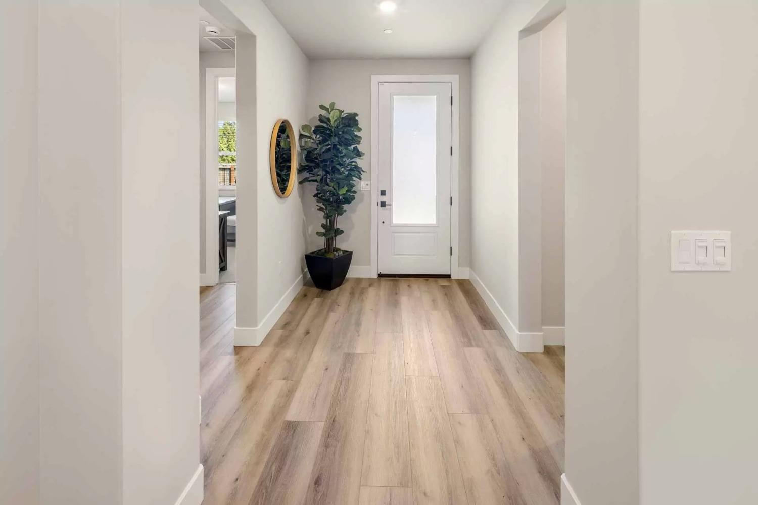Detail Gallery Image 5 of 54 For 2500 Bramble Ct, Auburn,  CA 95603 - 3 Beds | 2/1 Baths