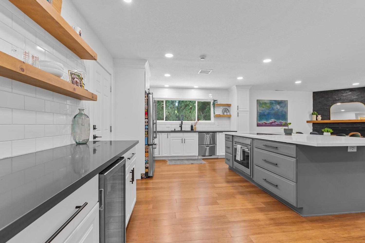 Detail Gallery Image 2 of 38 For 7889 Olive St, Fair Oaks,  CA 95628 - 3 Beds | 2 Baths