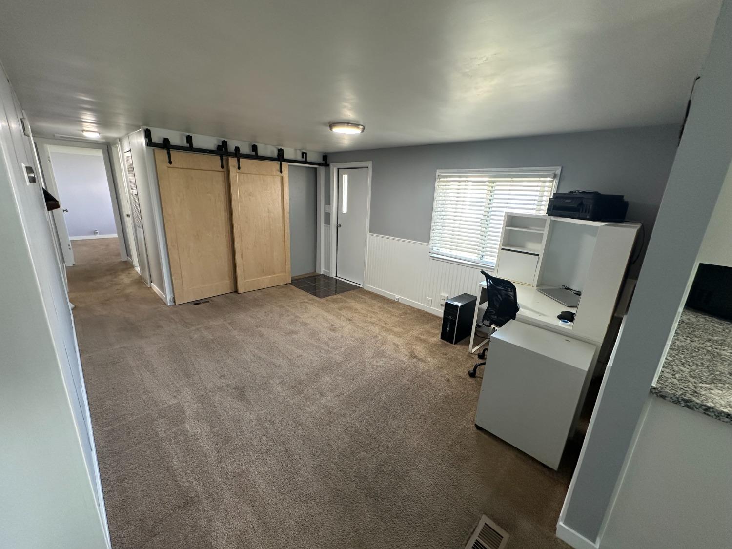Detail Gallery Image 25 of 44 For 152 Village Cir #152,  Sacramento,  CA 95838 - 3 Beds | 2 Baths