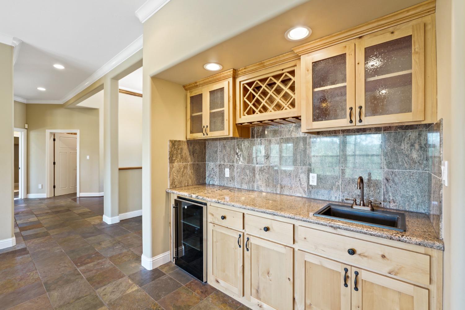 Detail Gallery Image 13 of 71 For 1470 Ponderosa Way, Colfax,  CA 95713 - 3 Beds | 2 Baths
