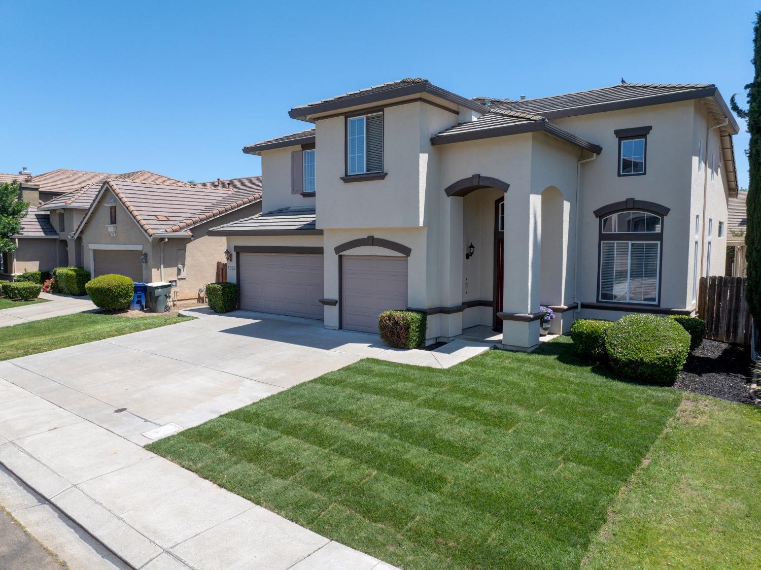 Detail Gallery Image 2 of 75 For 4008 Calais, Modesto,  CA 95356 - 4 Beds | 3 Baths