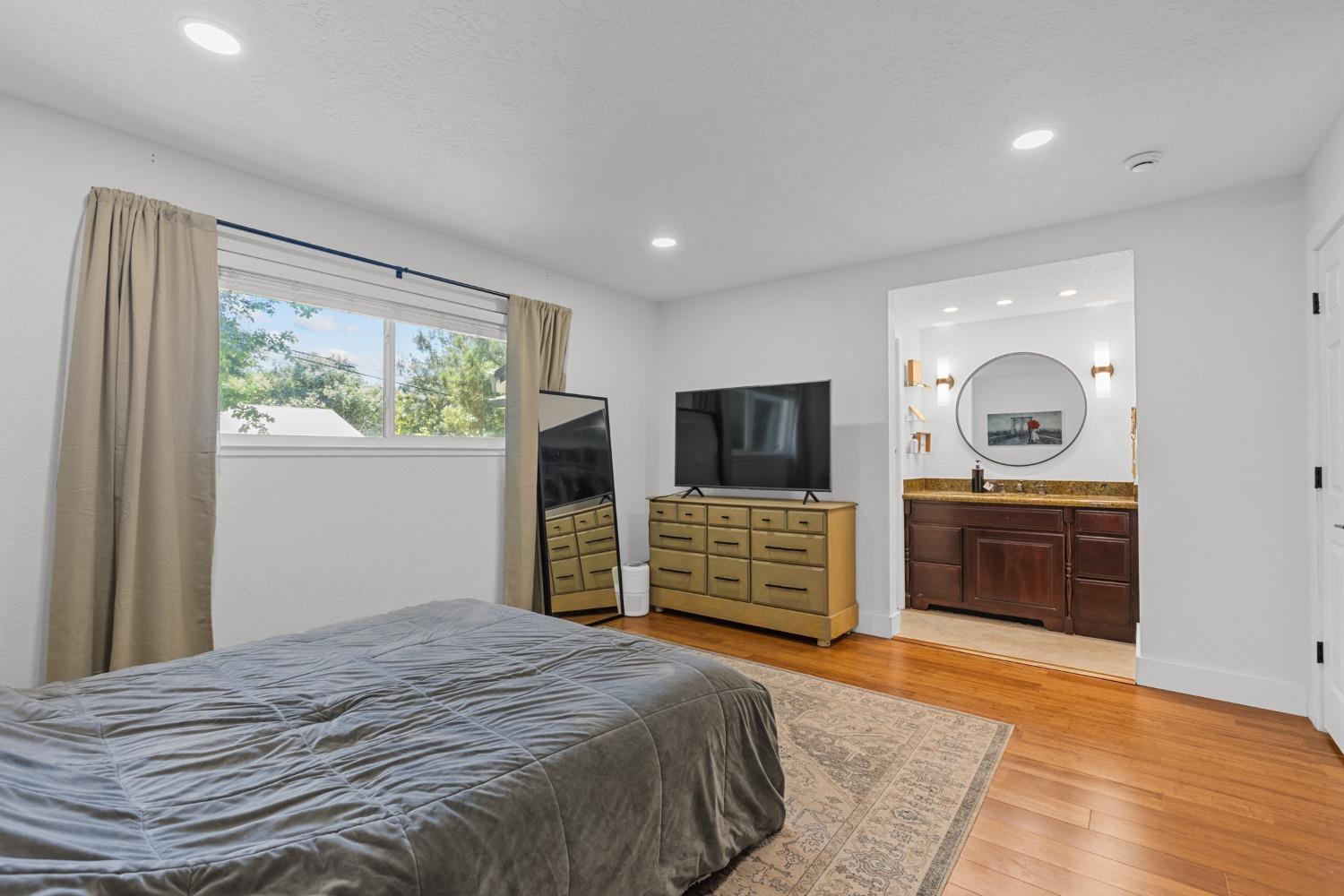 Detail Gallery Image 20 of 38 For 7889 Olive St, Fair Oaks,  CA 95628 - 3 Beds | 2 Baths
