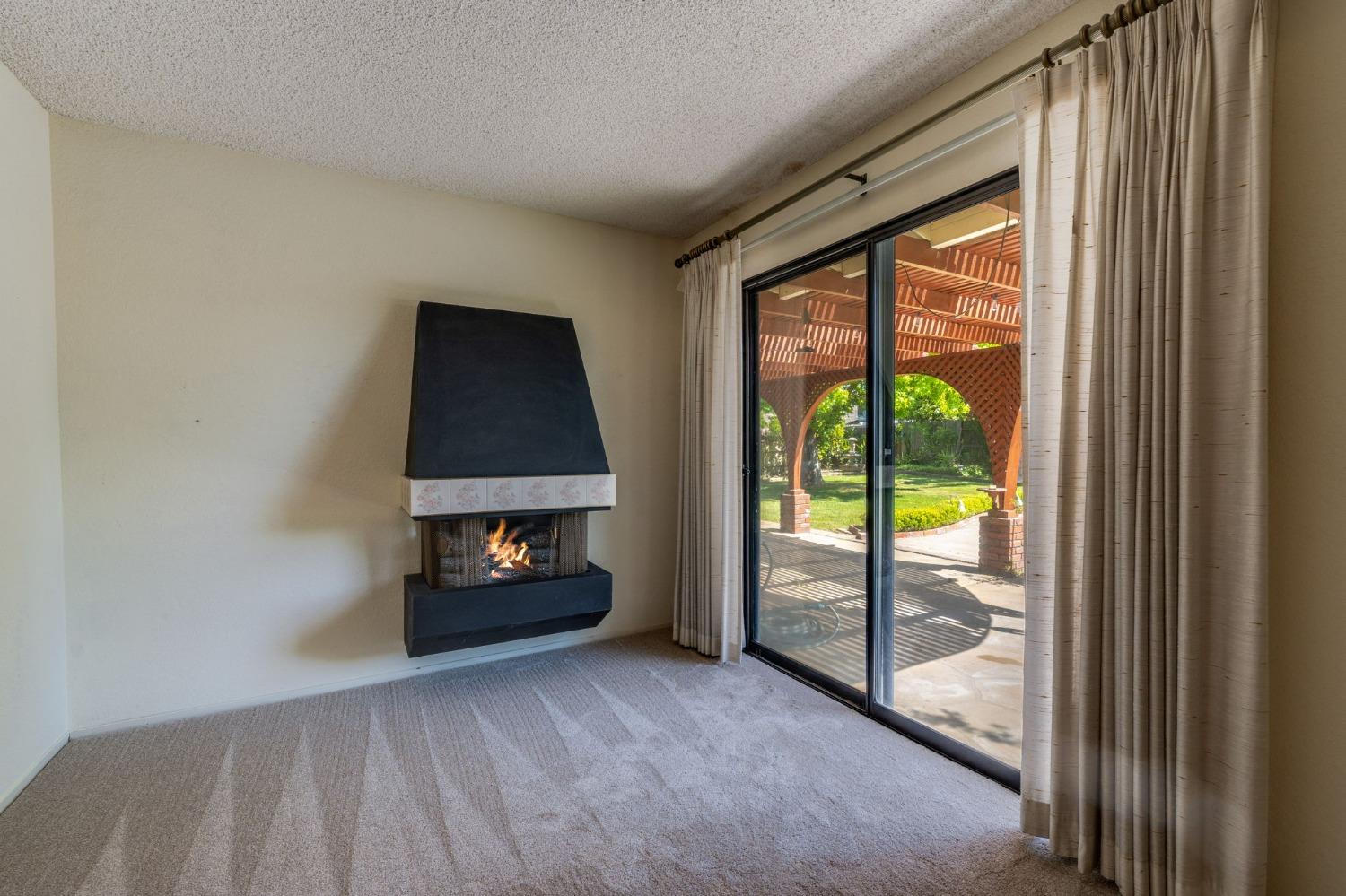 Detail Gallery Image 26 of 40 For 8700 Tipton Ct, Elk Grove,  CA 95624 - 3 Beds | 2/1 Baths