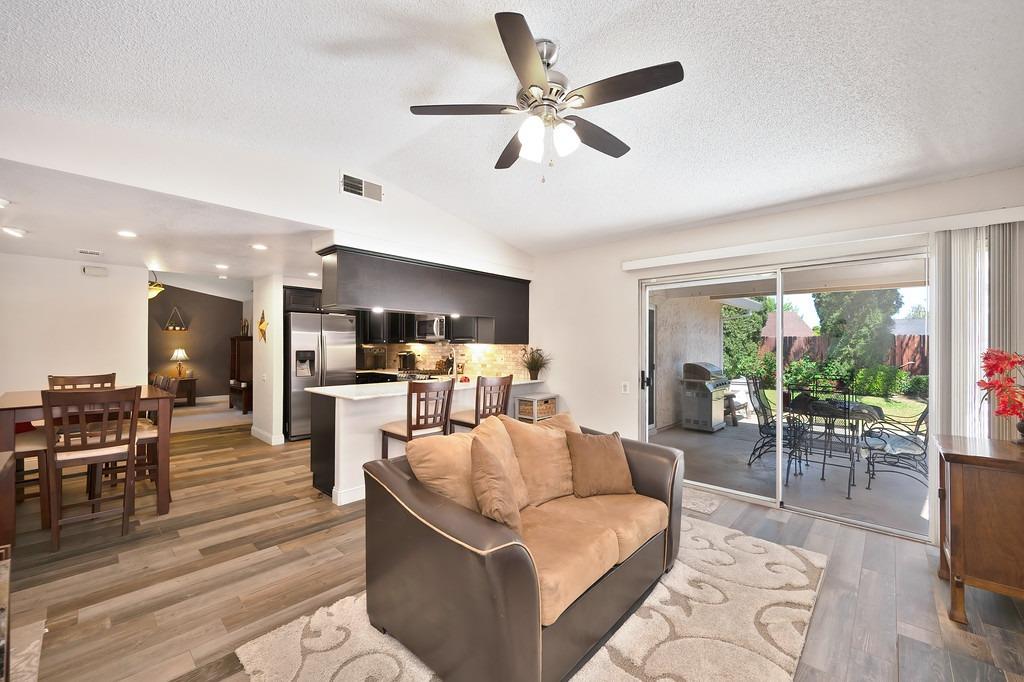 New River Circle, Rancho Cordova, California image 21