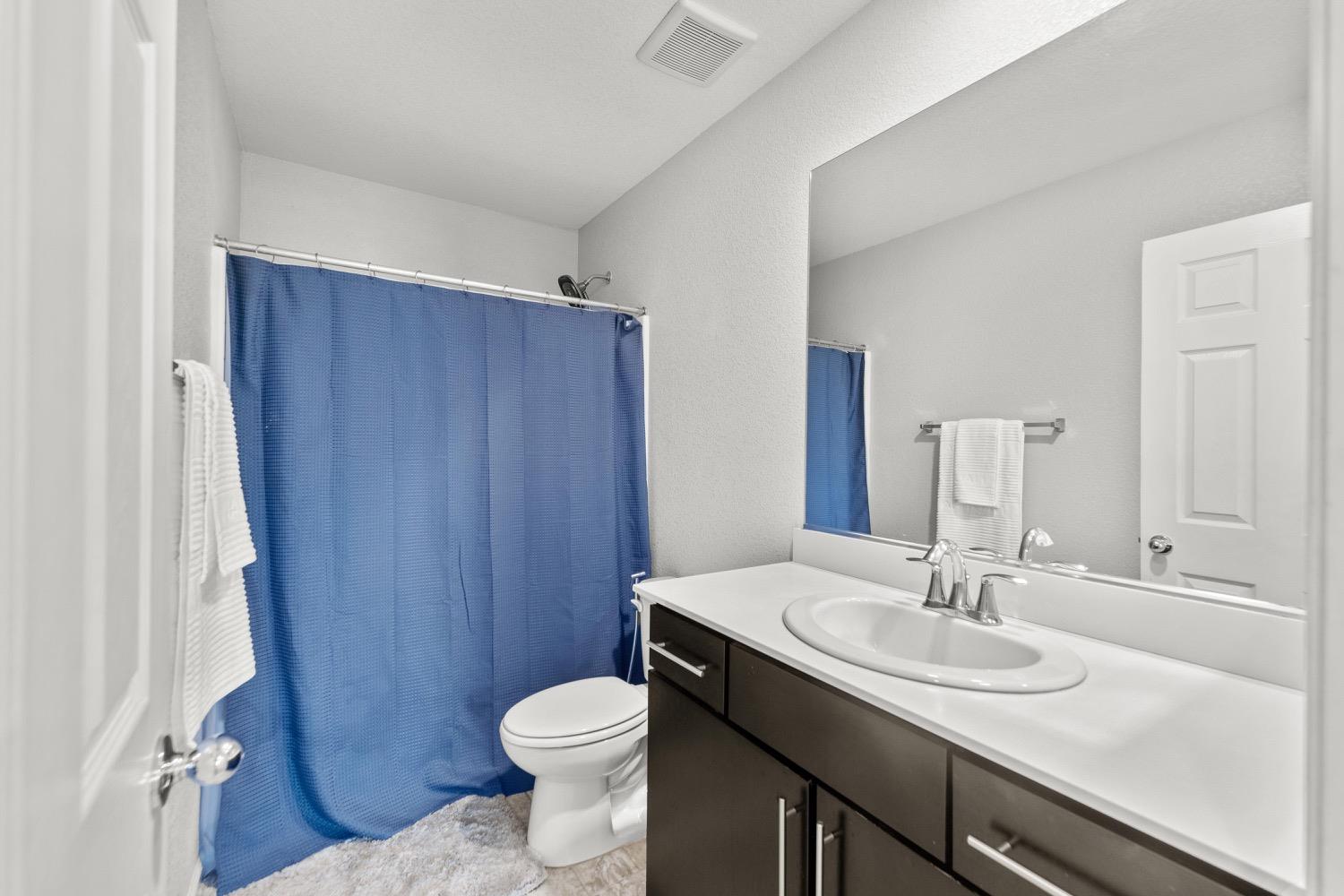 Detail Gallery Image 27 of 43 For 10853 Barden Dr, Rancho Cordova,  CA 95670 - 3 Beds | 2/1 Baths