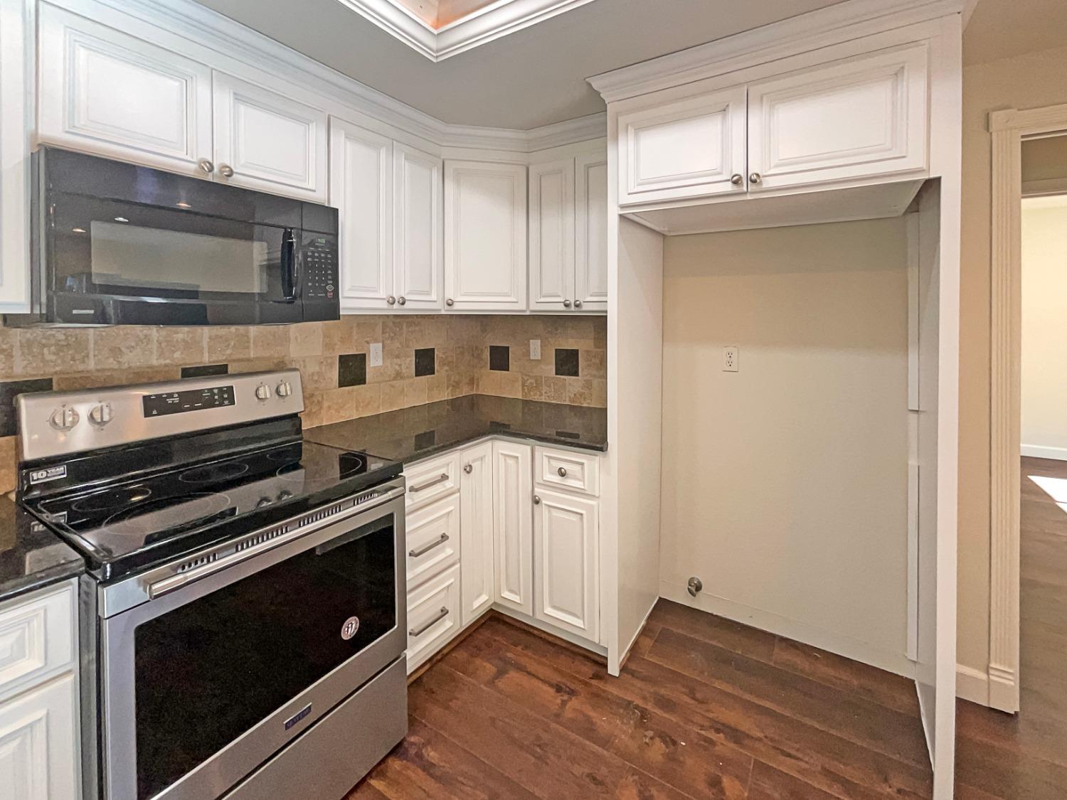 Detail Gallery Image 24 of 27 For 7031 Rancho Mirage Ct, Citrus Heights,  CA 95621 - 3 Beds | 2 Baths
