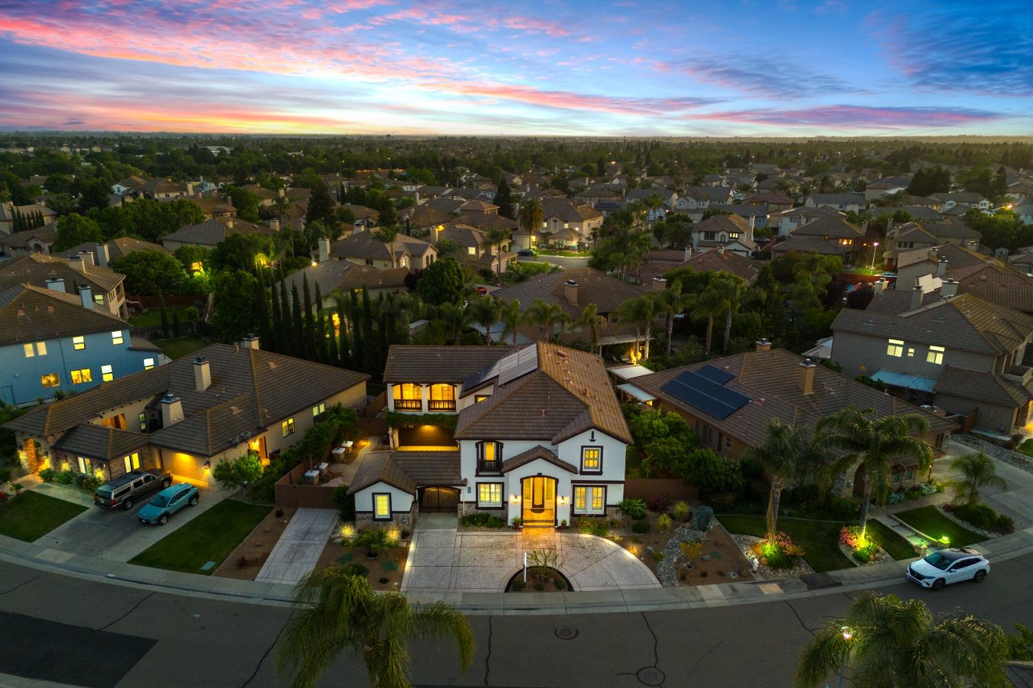 Detail Gallery Image 93 of 94 For 6600 Caprezzo Way, Elk Grove,  CA 95757 - 5 Beds | 4/1 Baths