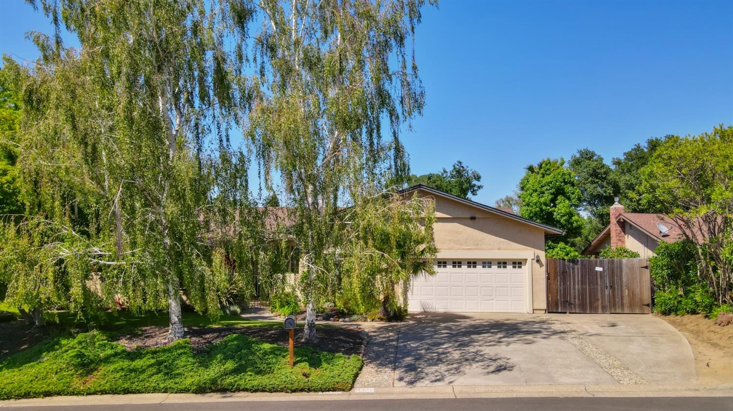 Detail Gallery Image 70 of 78 For 8401 Kroeger Ct, Fair Oaks,  CA 95628 - 4 Beds | 3 Baths