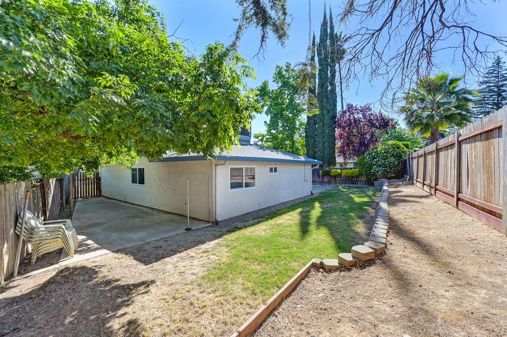 Detail Gallery Image 29 of 31 For 6704 Green Ash Ct, Citrus Heights,  CA 95610 - 4 Beds | 2 Baths