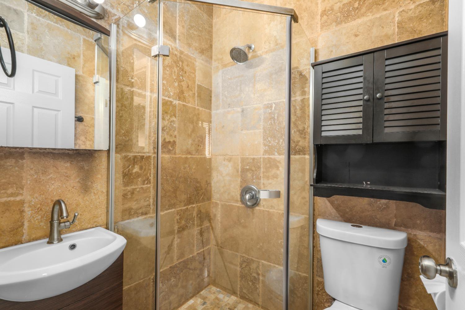 Detail Gallery Image 16 of 48 For 1305 144th Ave, San Leandro,  CA 94578 - 2 Beds | 2/1 Baths