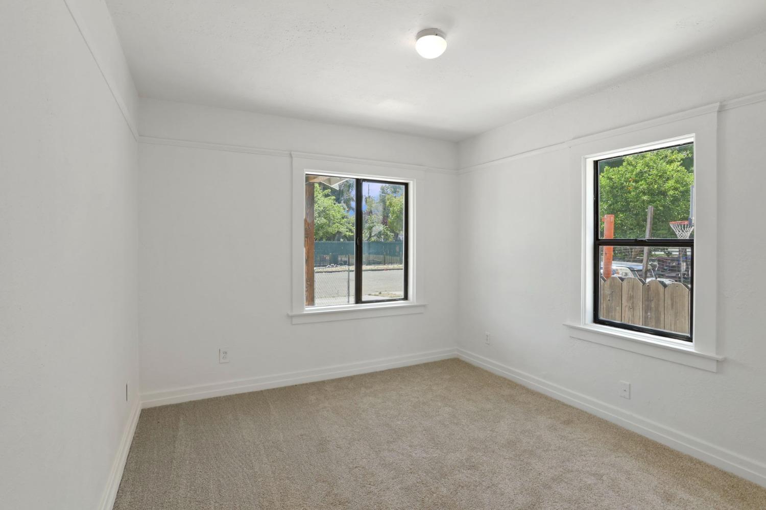Detail Gallery Image 21 of 25 For 11 E 1st St, Tracy,  CA 95376 - 2 Beds | 1 Baths