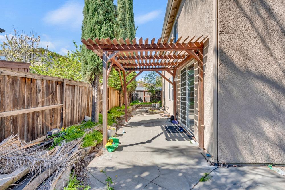 Detail Gallery Image 44 of 56 For 4909 Winamac Dr, Sacramento,  CA 95835 - 3 Beds | 2/1 Baths
