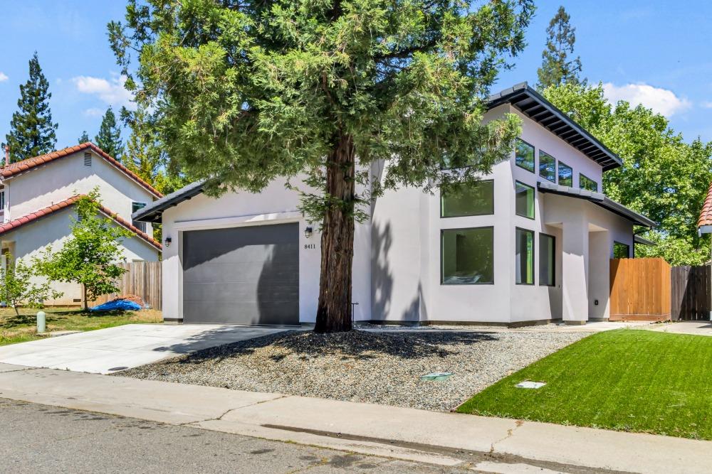 Detail Gallery Image 1 of 48 For 8411 Aster Ct, Citrus Heights,  CA 95610 - 3 Beds | 2 Baths