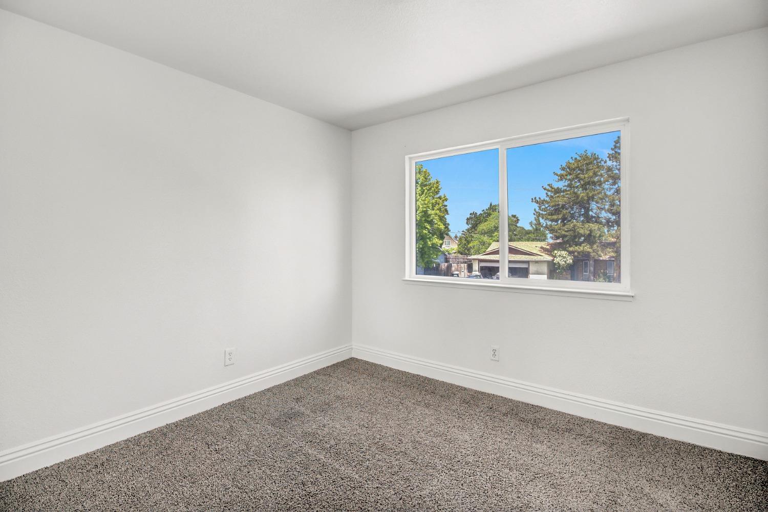 Detail Gallery Image 17 of 39 For 5756 Himalaya Way, Citrus Heights,  CA 95621 - 4 Beds | 3/1 Baths