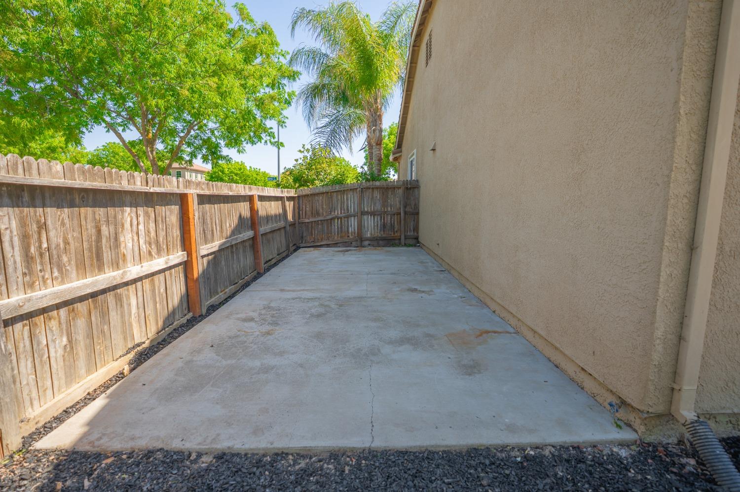 Detail Gallery Image 55 of 67 For 2196 Naples Ct, Los Banos,  CA 93635 - 3 Beds | 2 Baths