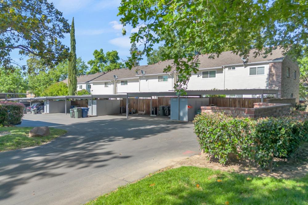 Detail Gallery Image 57 of 57 For 4020 Knoll Top Ct, Carmichael,  CA 95608 - 3 Beds | 1/1 Baths