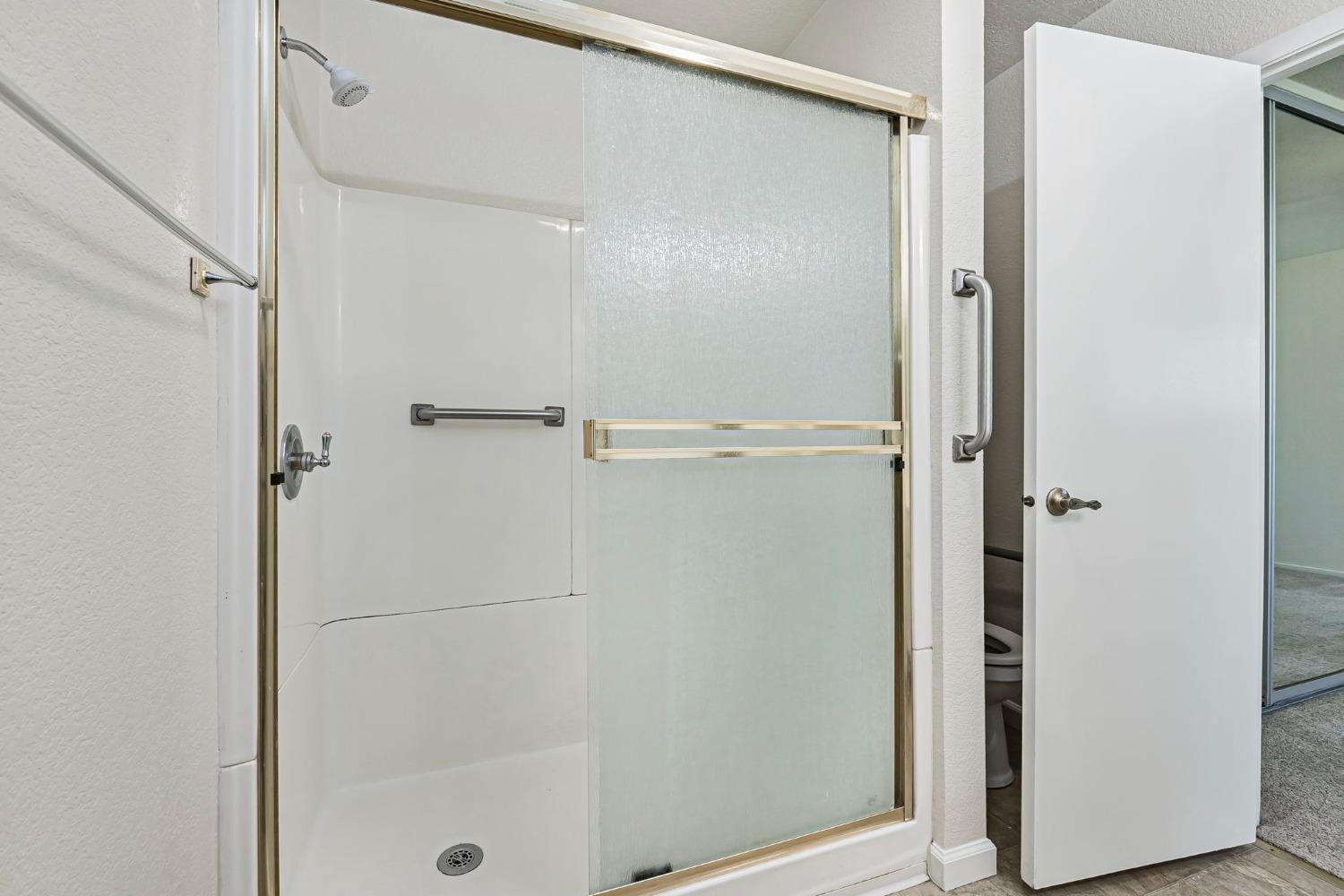 Photo #20: 225059717 Listing: Photo #20
