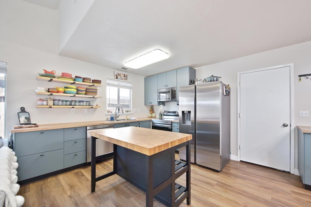 Detail Gallery Image 10 of 38 For 3535 Hiawatha Way, Antelope,  CA 95843 - 3 Beds | 2 Baths