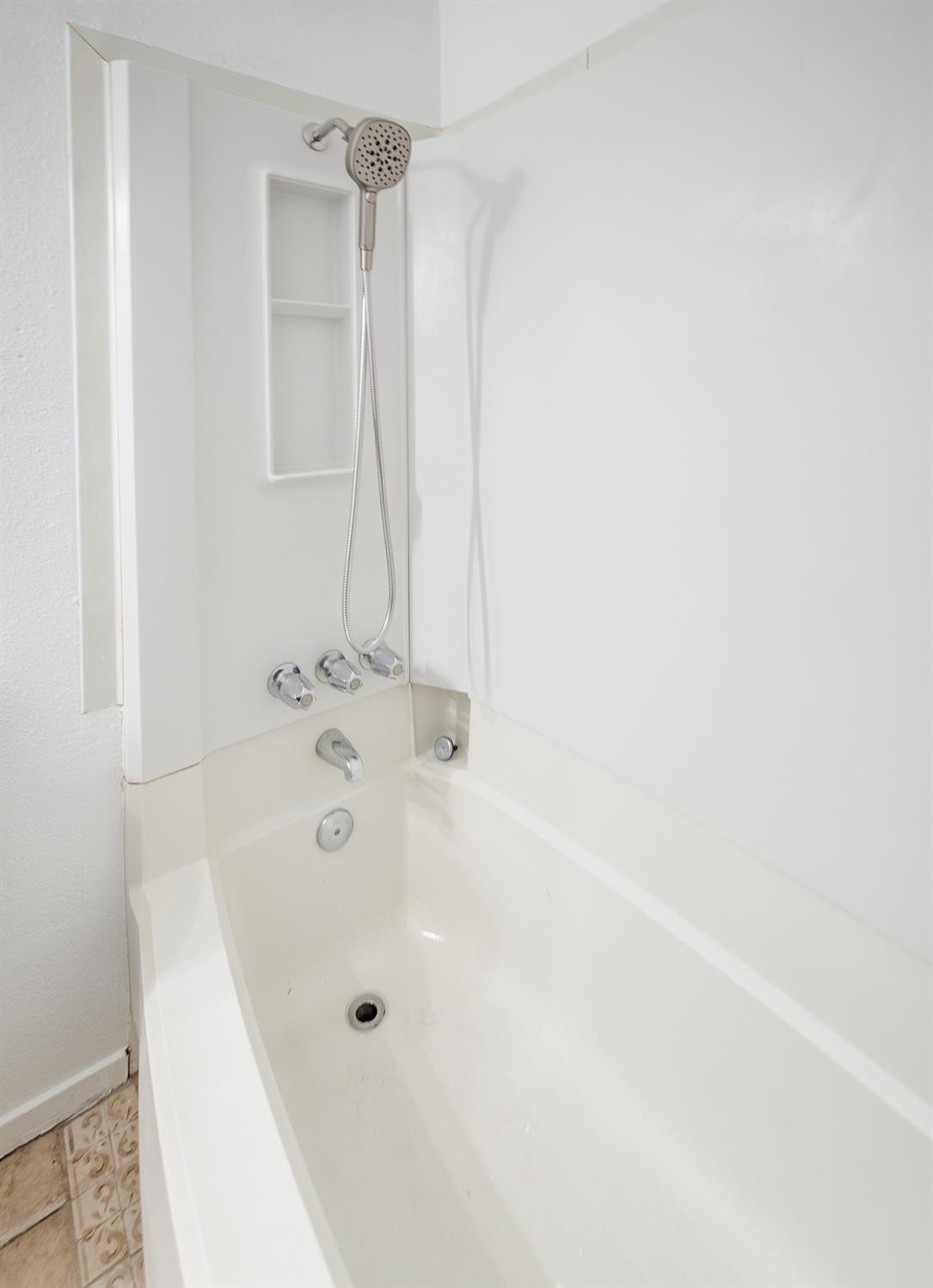 Detail Gallery Image 22 of 46 For 1925 Arrowsmith Dr, Manteca,  CA 95336 - 3 Beds | 2 Baths