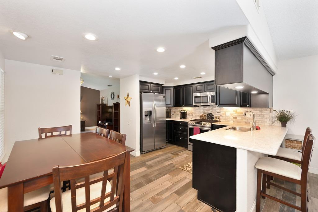 New River Circle, Rancho Cordova, California image 16