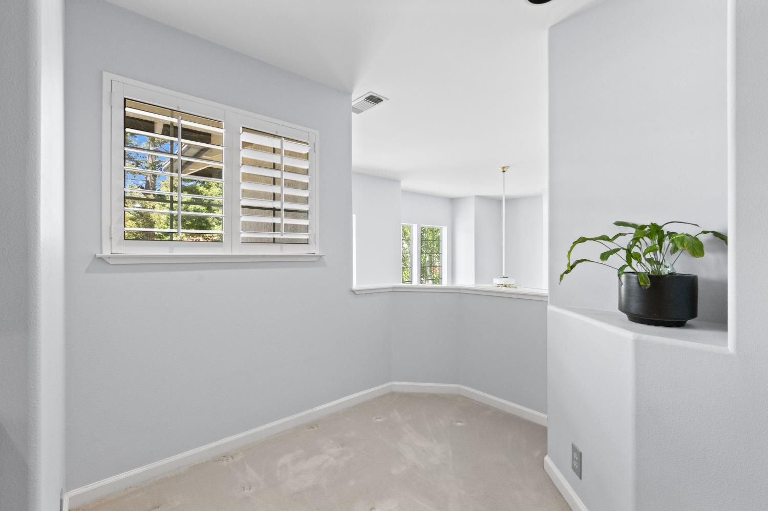 Detail Gallery Image 28 of 56 For 7805 River Village Dr, Sacramento,  CA 95831 - 3 Beds | 2/1 Baths