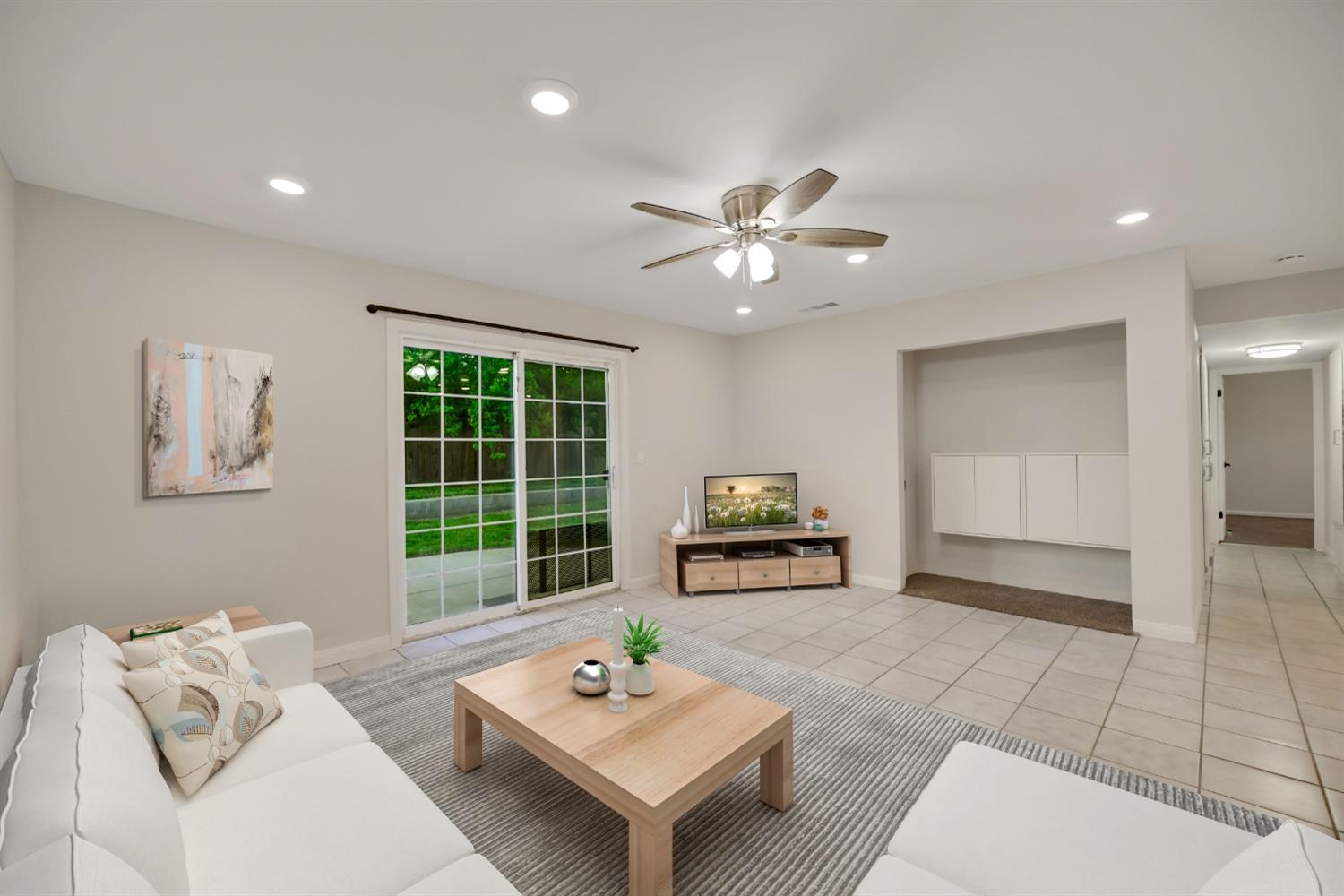 Detail Gallery Image 12 of 27 For 356 Yampa Cir, Sacramento,  CA 95838 - 3 Beds | 2 Baths