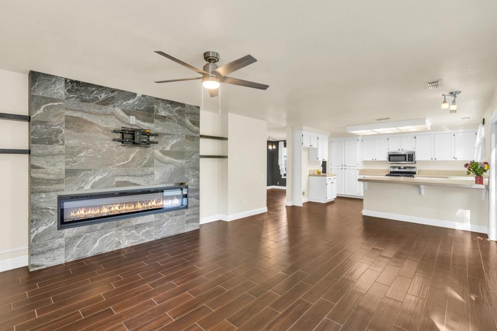Detail Gallery Image 11 of 37 For 5209 Copper Ridge Way, Antelope,  CA 95843 - 4 Beds | 2/1 Baths