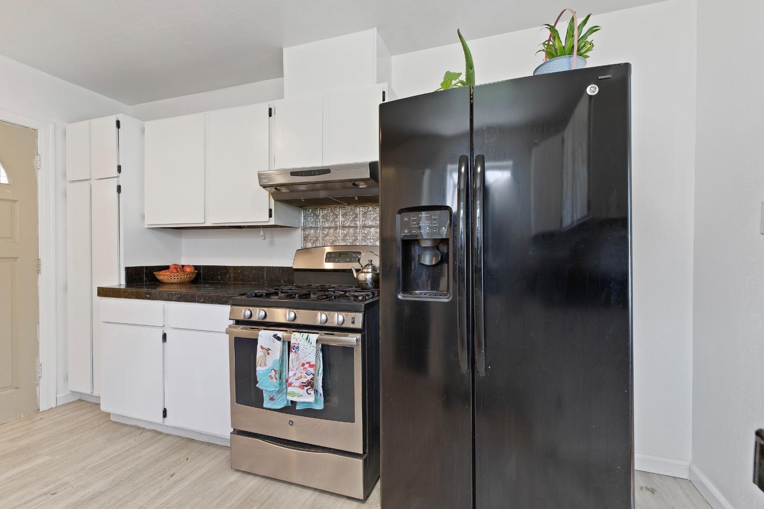 Detail Gallery Image 11 of 31 For 1731 Humphrey Dr, Concord,  CA 94519 - 3 Beds | 1 Baths