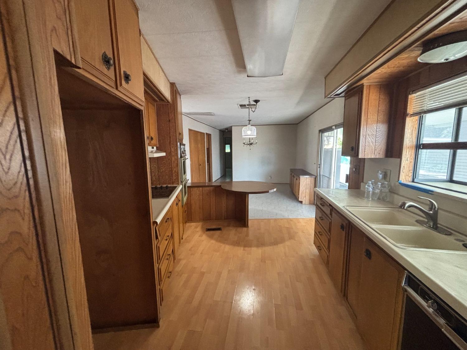 Detail Gallery Image 15 of 33 For 10780 N N Hwy  99 6, Morada,  CA 95212 - 2 Beds | 2 Baths