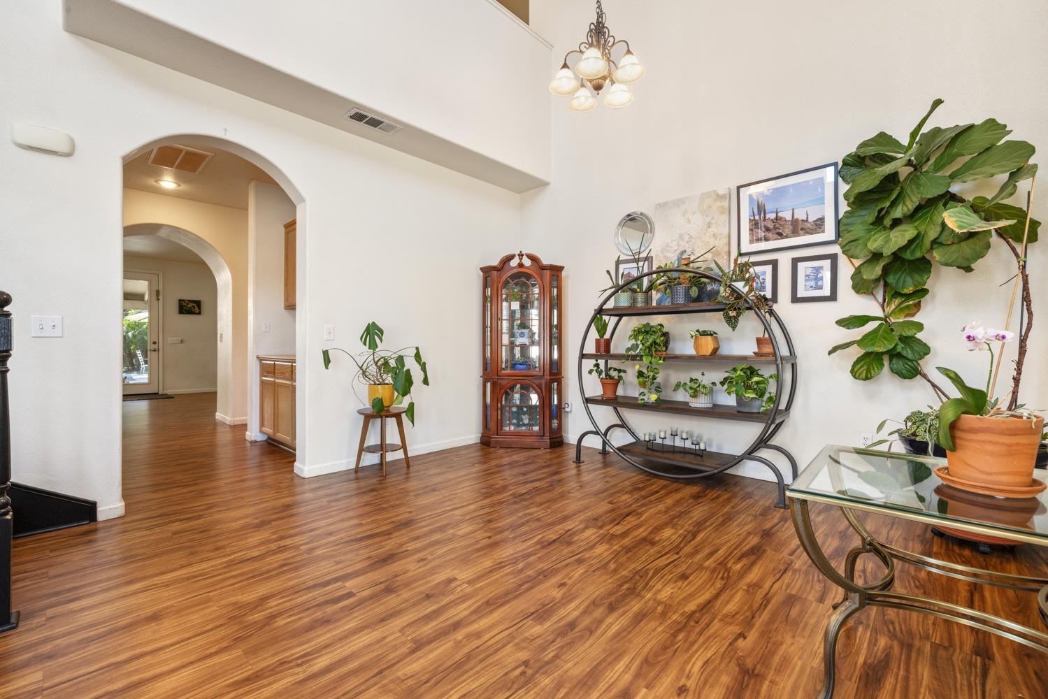 Detail Gallery Image 9 of 67 For 2500 Paseo De Leon, Turlock,  CA 95382 - 4 Beds | 2/1 Baths