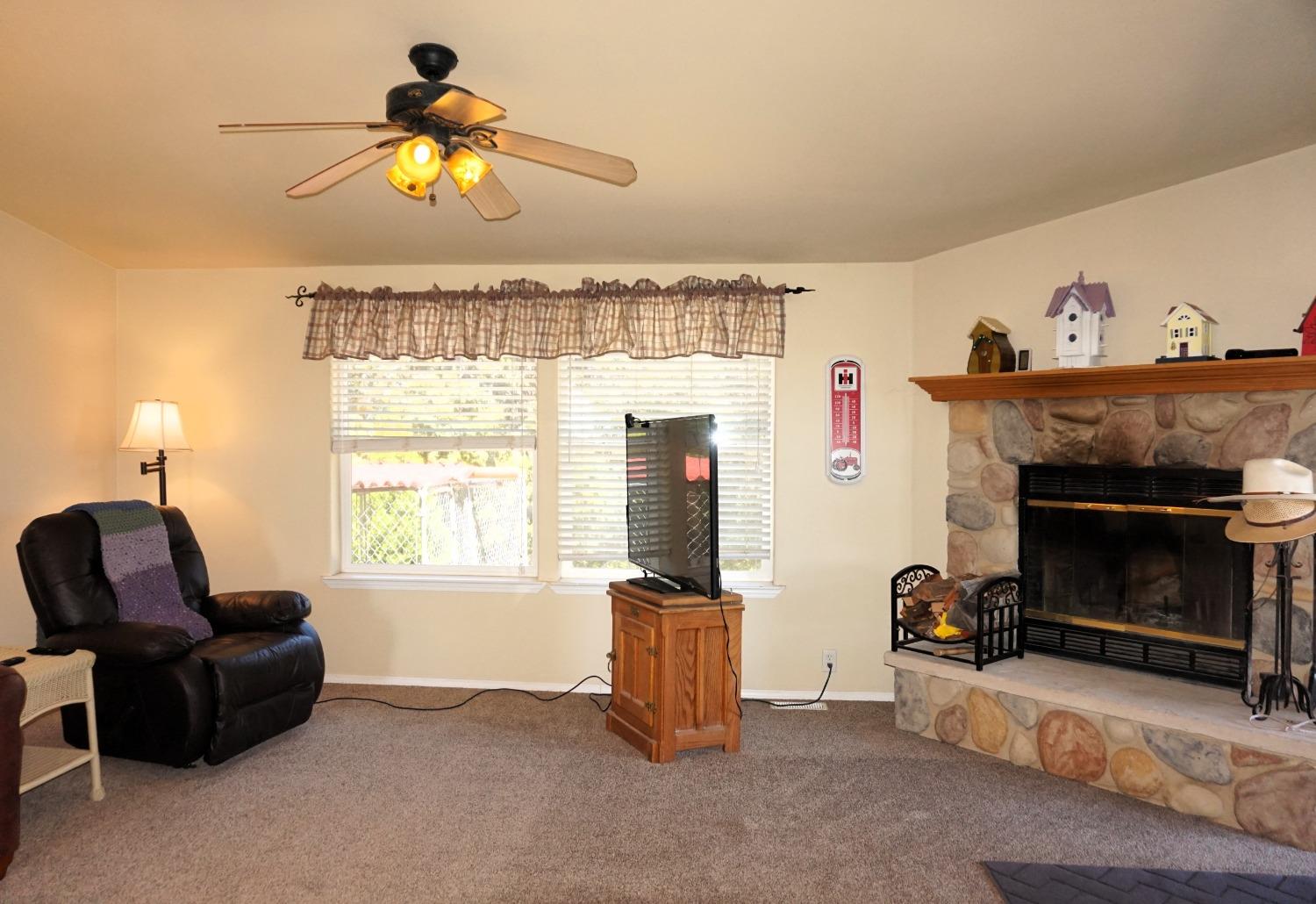Detail Gallery Image 15 of 65 For 18145 Holly Rd, Fiddletown,  CA 95629 - 3 Beds | 2 Baths