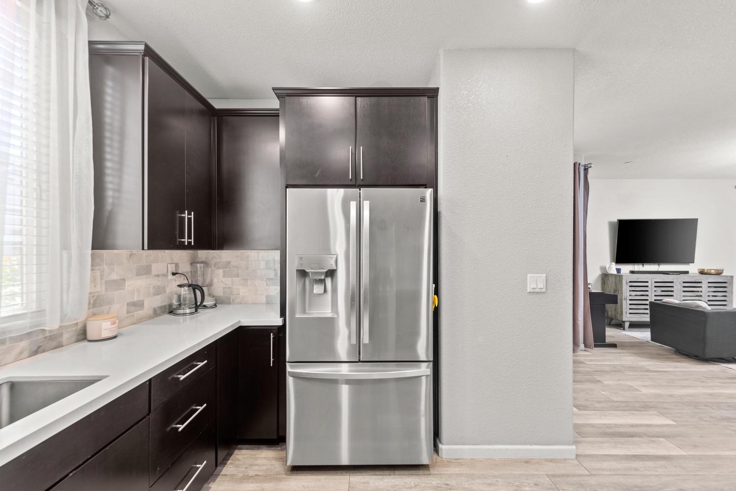 Detail Gallery Image 21 of 43 For 10853 Barden Dr, Rancho Cordova,  CA 95670 - 3 Beds | 2/1 Baths