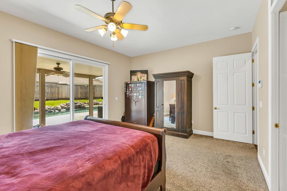 Detail Gallery Image 18 of 66 For 929 Jordine Way, Galt,  CA 95632 - 5 Beds | 2/1 Baths