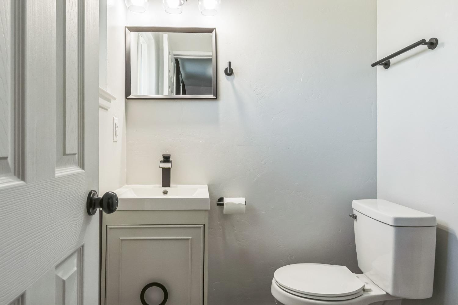 Detail Gallery Image 10 of 18 For 2618 Hoover Ct, Merced,  CA 95340 - 3 Beds | 1/1 Baths